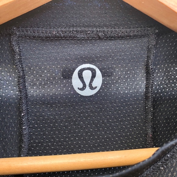 LuLu Lemon Athletica Long Sleeve Top - Picture 7 of 7